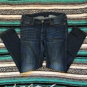 Levi’s || 531 Skinny Jean Dark Wash